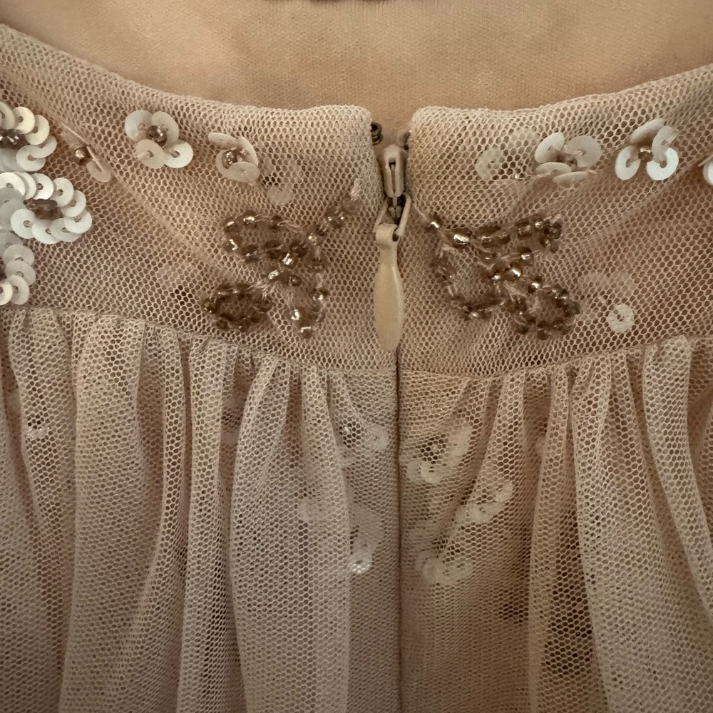 Gorgeous Formal Dress - Picture 6 of 7